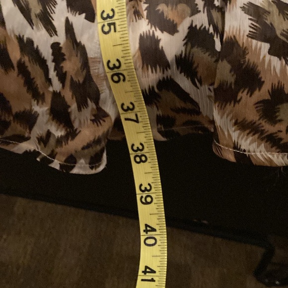 Leopard maxi skirt with cream colored slip underneath. 1X - Picture 2 of 5